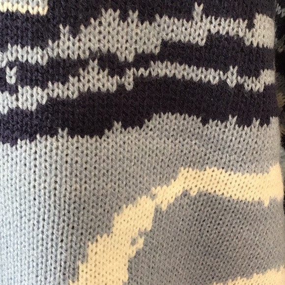 Spring sweater - Picture 4 of 10